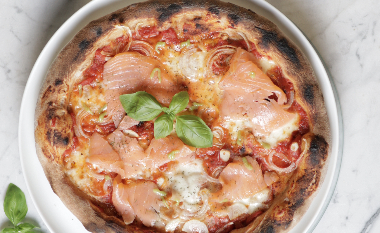 Pizza mit Lachs &amp; Wasabi | pizzateig.net