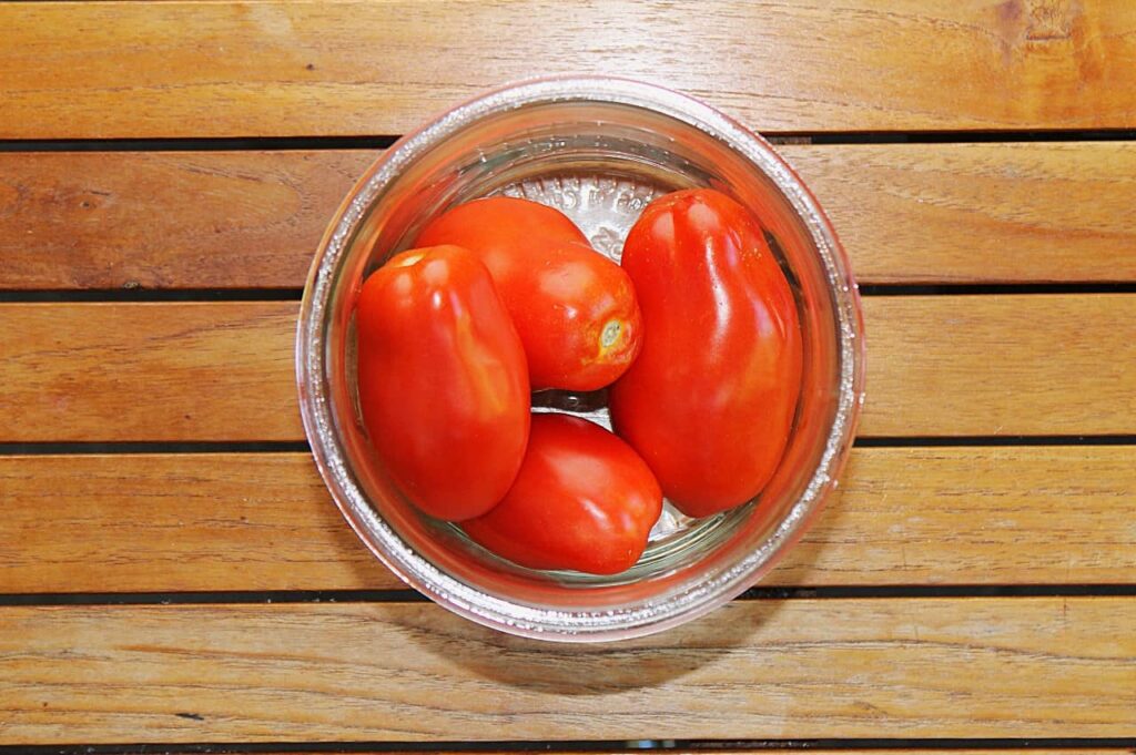Feine frische San Marzano Tomaten aus Italien